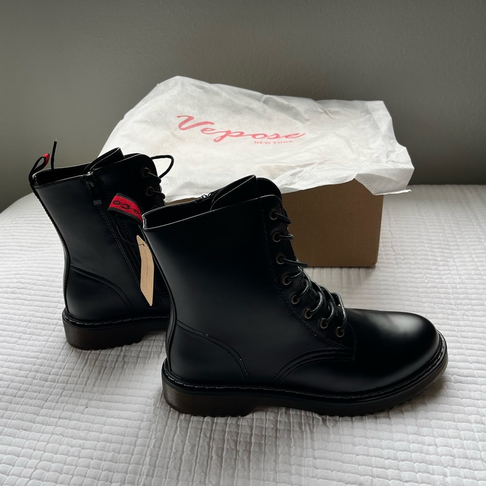 NIB Vepose Womens Fashion Ankle Boots Classic Lace Up Combat Boots 8.5